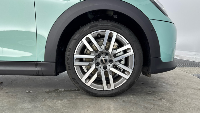 MINI Cooper 2.0 S Exclusive 3dr Auto Petrol Hatchback